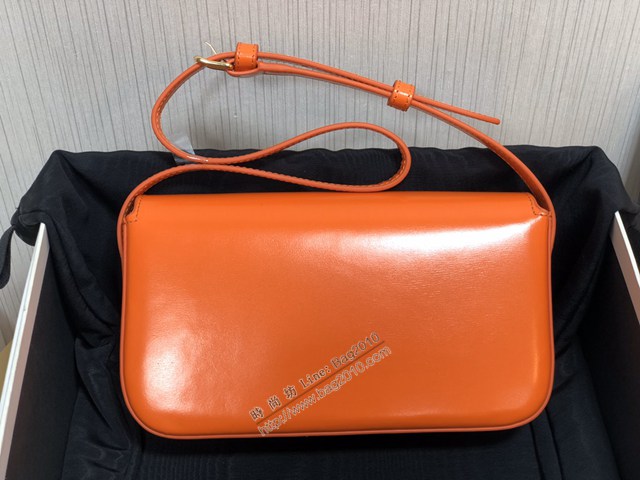 Celine專櫃2022新款Triomphe Shoulder Bag 194143 賽琳最新款凱旋門腋下包 sldj2416